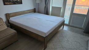 Masívna manželská posteľ 180x200 +rošty - 5