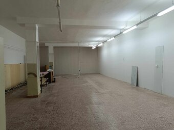 Na prenájom obchodný priestor 480 m2 Banská Bystrica - 5
