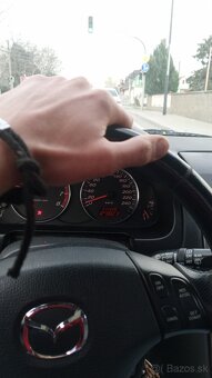 Mazda 6   2.0 i / 95 octán /104 kw - Benzín - 5