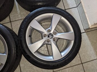 Kolesa 16 5x100 Skoda Fabia Rapid 215/45:16 - 5