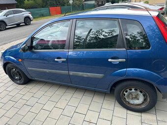 FORD FIESTA 1.3 benzín 2008 - 5