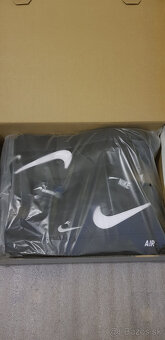 NIKE AIR FORCE 1 MID 07 BLACK. - 5