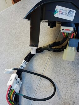 Predám ovládače na volant Hyundai I30 - 5