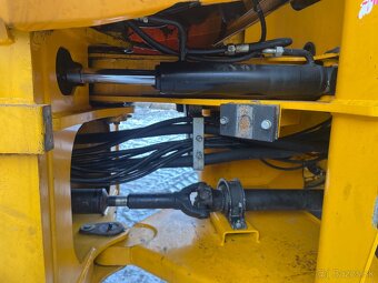 Kĺbový nakladač JCB 416HT - 5