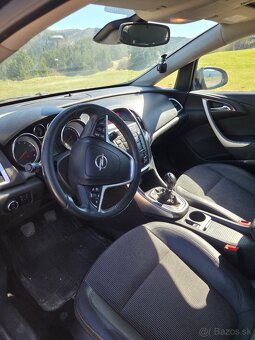 Opel Astra J 1.4 Turbo - 5