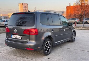 Volkswagen Touran 1.6 TDI Comfortline DSG 7.miestne - 5