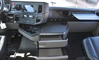 Scania Ťahač S590 A4x2NA - 5