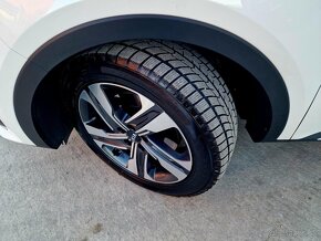 KIA Sorento 2,2 CRDI 4x4, 10/2020 - 5