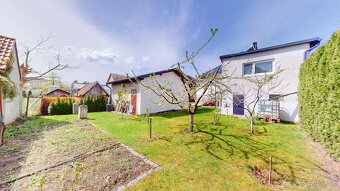 4 - izbový rodinný dom v meste Sliač so samostatnou garážou - 5