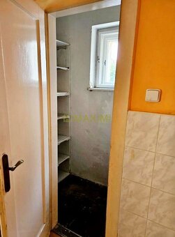 Ponúkame na predaj Rodinný dom na Železnej ulici v Bratislav - 5