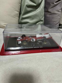 F1 Ferrari Deagostiny 1:24 - 5