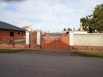 HALO reality - Predaj, pozemok pre rodinný dom   824 m2 Váho - 5