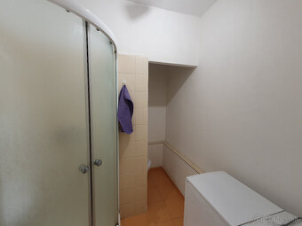 PREDAJ 1 IZB BYT 37 m2 NITRA - CHRENOVÁ - 5