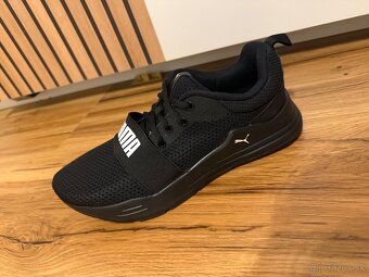 Tenisky PUMA vel. 38 - 5