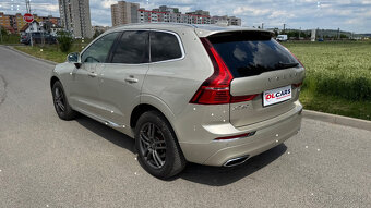 Volvo XC60 B4 Momentum AWD A/T - 5