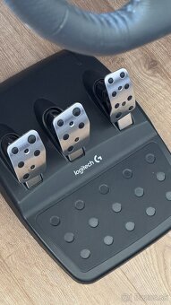 Logitech G29 + Logitech Driving Force Shifter - 5