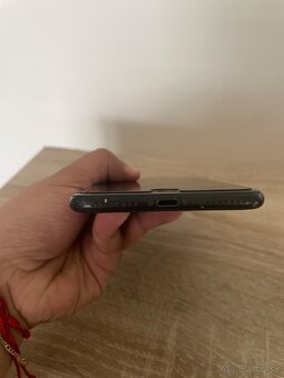 Apple iPhone 7 Plus 32GB - 5
