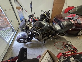 Suzuki bandit 600 - 5