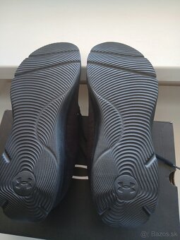 UNDER ARMOUR MOJO 2 - 5