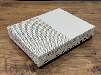 Herná konzola XBOX ONE S 1TB bez ovládača - 5
