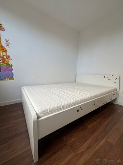 Darujem za odvoz IKEA postel 140x 200 - 5