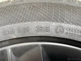 AUDI č. 2-Zimná sada 225/50 R17 - 5