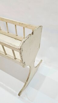 drevená kolíska pre bábiky - 5