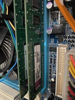 Predám komplet kancelárski pc z Intel cereon 2gb ram bez hdd - 5