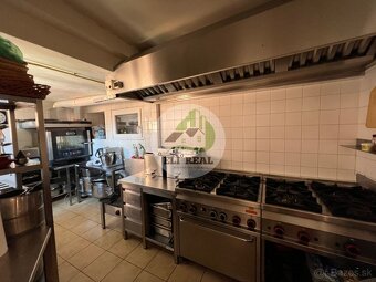 Prekrásny penzión s reštauráciou Veľké Borové na Predaj ID: - 5