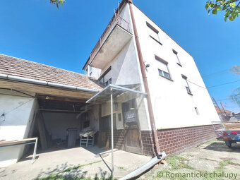 Priestranný dom na rôzne podnikateľské účely v centre obce - 5