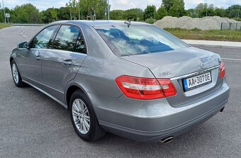 Mercedes E 350 CGI V6 7G-Tronic BlueEfficiency Elegance - 5