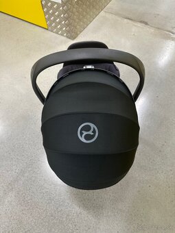 Autosedačka CYBEX Cloud Z i-Size + Isofixová báza CYBEX - 5