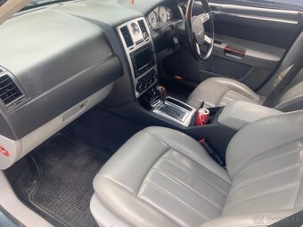Chrysler 300C…3,0diesel automatic Dovoz Gb-Anglicko - 5