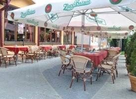 Prenájom - kompletne zariadená reštaurácia v centre Veľkého  - 5