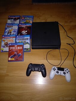 PlayStation 4 - 5