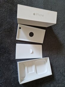 predam krabice na iphone 6,7 a SE - 5