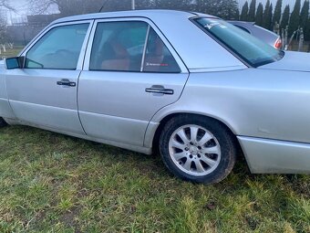 Mercedes w124 om606 superturbo - 5