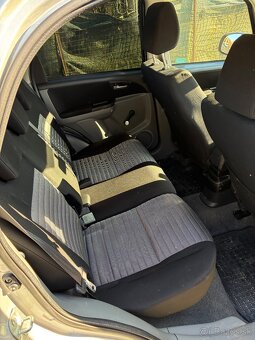 Predam na diely Suzuki Sx4 2010 - 5