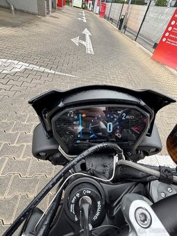 Triumph 900 speed triple - 5