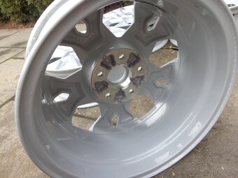 5x114,3 R16 orig.Kia Ceed / Hyundai aludisky - 5