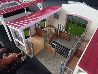 Stajňa Schleich - 5