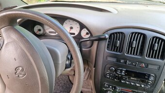 Dodge Grand Caravan 3.3 V6, benzin 7 miestne - 5