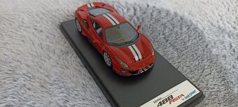 Predám model Ferrari 488 Pista 1:43 Looksmart - 5