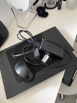 Lenovo V15 4G Notebook - 5