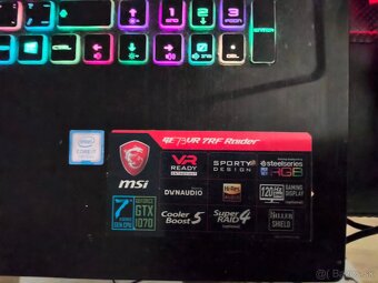 herny notebook msi raider - 5