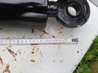 Hydraulický valec 620mm. - 5