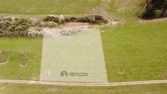 Nádherný investičný pozemok v Ovčiarsku - 5