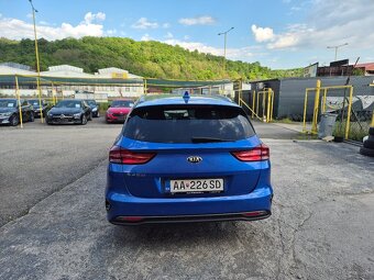 Kia Ceed SW 1.6 CRDi 136k First Edition A/T - 5