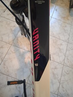 Predám damsky horsky bicykel Kellys Vanity 10 - 5