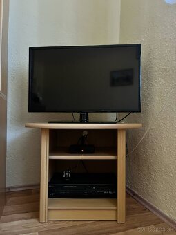 Stolík pod televízor - 5